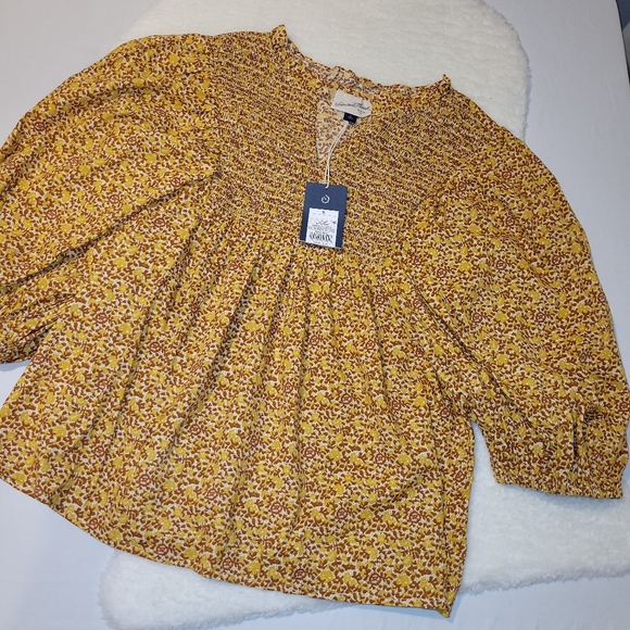 Universal Thread Golden Yellow Top 3/4 sleeves Size S - Picture 2 of 7